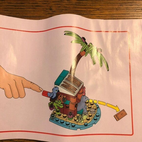 LEGO Friends Lighthouse Rescue Center 41380 Retired Set 2019 - Picture 2 of 5